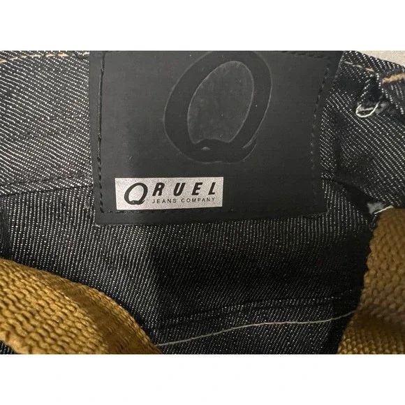 Qruel Jeans Co Straight Fit Mid Rise Black Jeans with Belt Size 40x32 - Picture 5 of 9